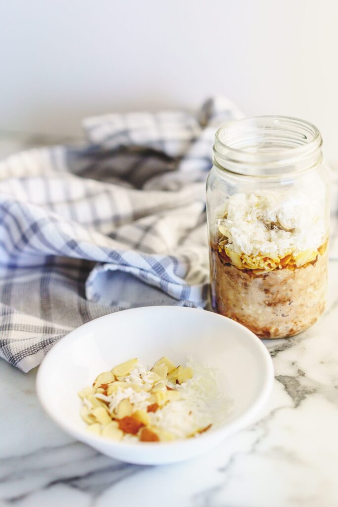 almond joy overnight oats ingredients