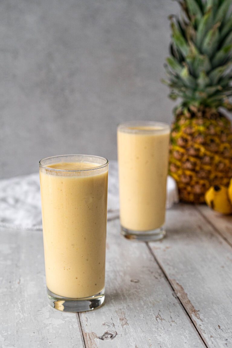 Pineapple and Banana Smoothie